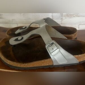 Birkenstock Gizeh Metallic solver Sandals size 40